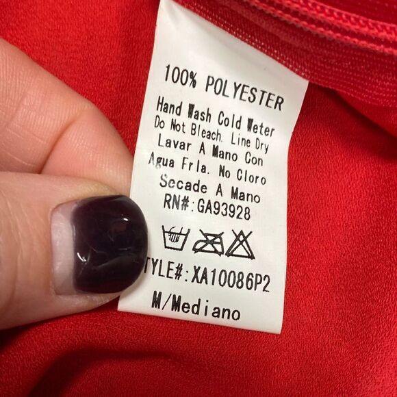 Windsor Red Sleeveless Halter Blouse Size Medium NWOT - Picture 5 of 5